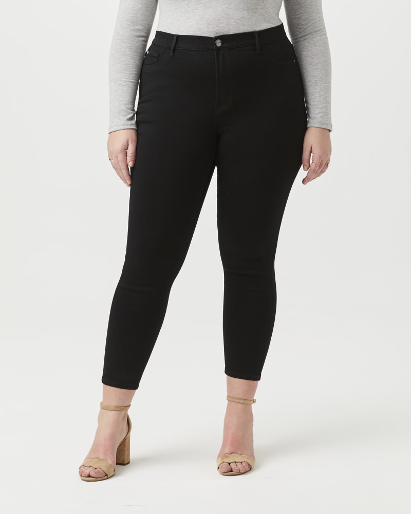 Front of plus size Andrea Skinny Jean by Curve Appeal | Dia&Co | dia_product_style_image_id:152309
